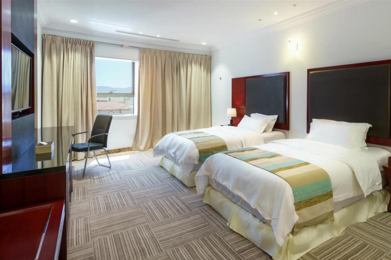 Al Wadaq Hotel ターイフ エクステリア 写真