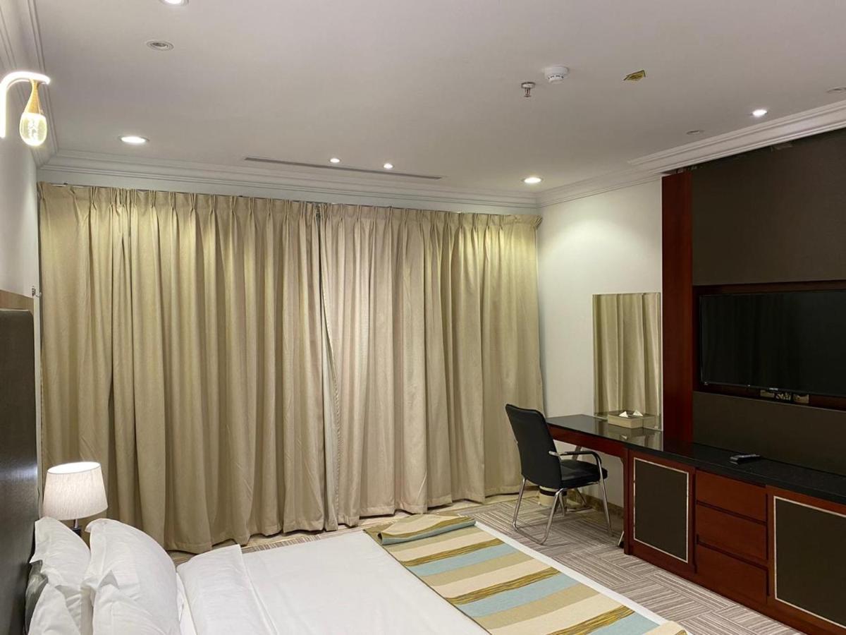 Al Wadaq Hotel ターイフ エクステリア 写真