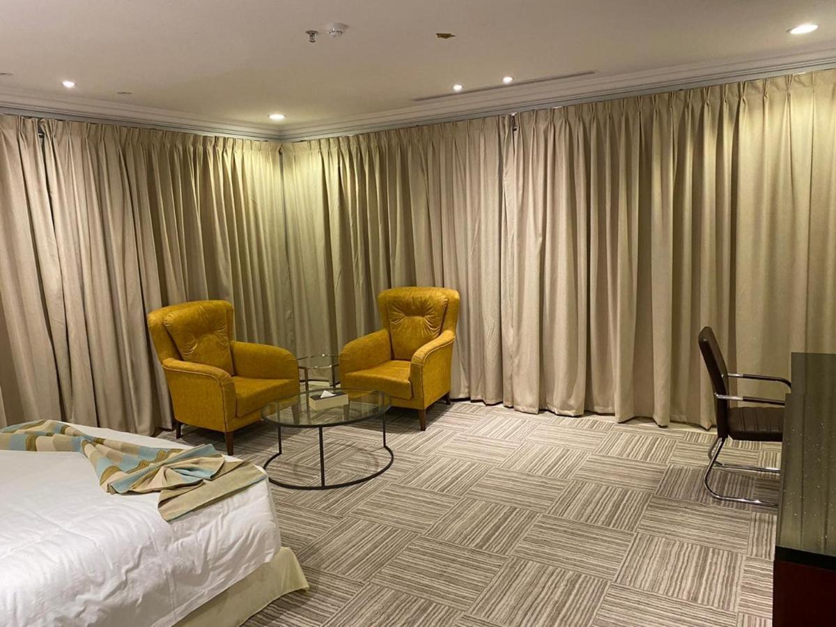 Al Wadaq Hotel ターイフ エクステリア 写真