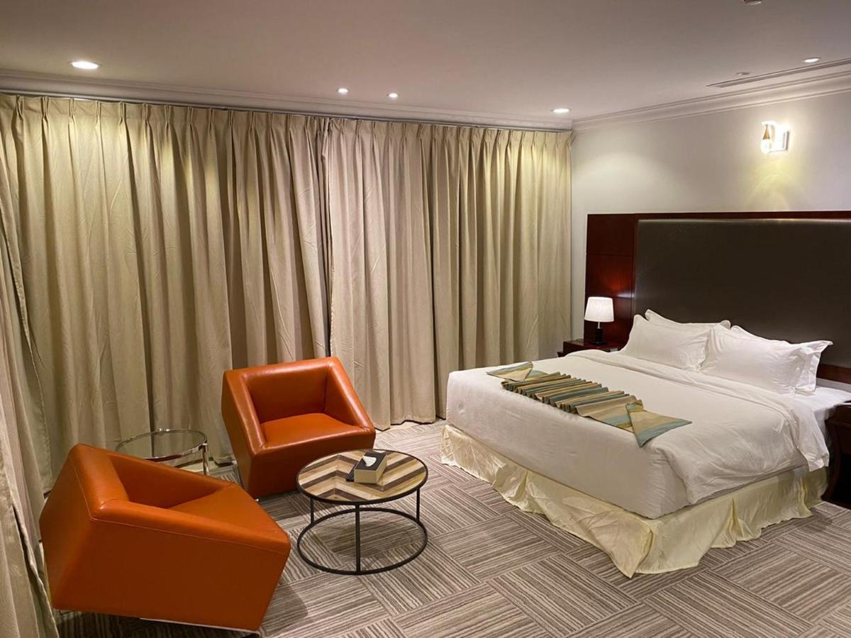 Al Wadaq Hotel ターイフ エクステリア 写真