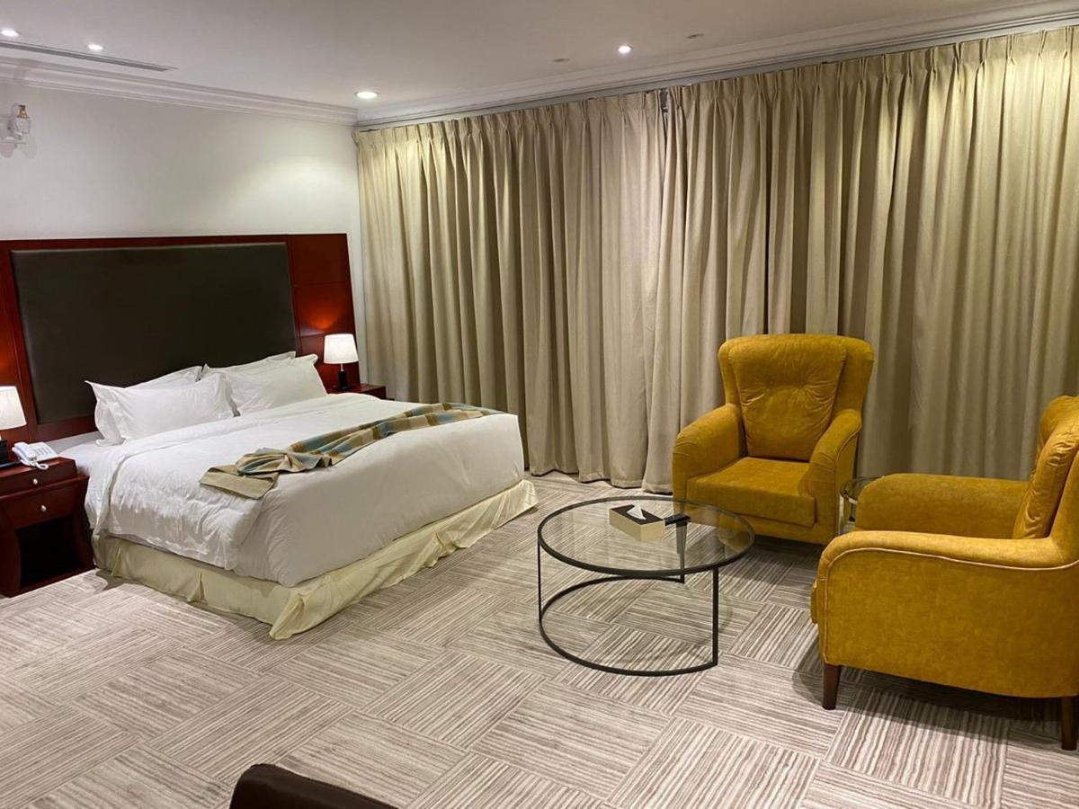 Al Wadaq Hotel ターイフ エクステリア 写真