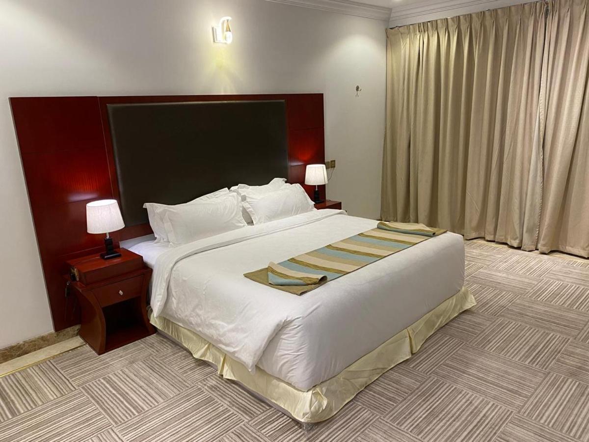 Al Wadaq Hotel ターイフ エクステリア 写真